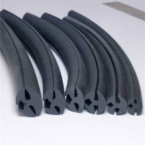 專業制造，品質保障 探秘清河縣順冠橡膠制品廠的密封條與橡膠防塵套